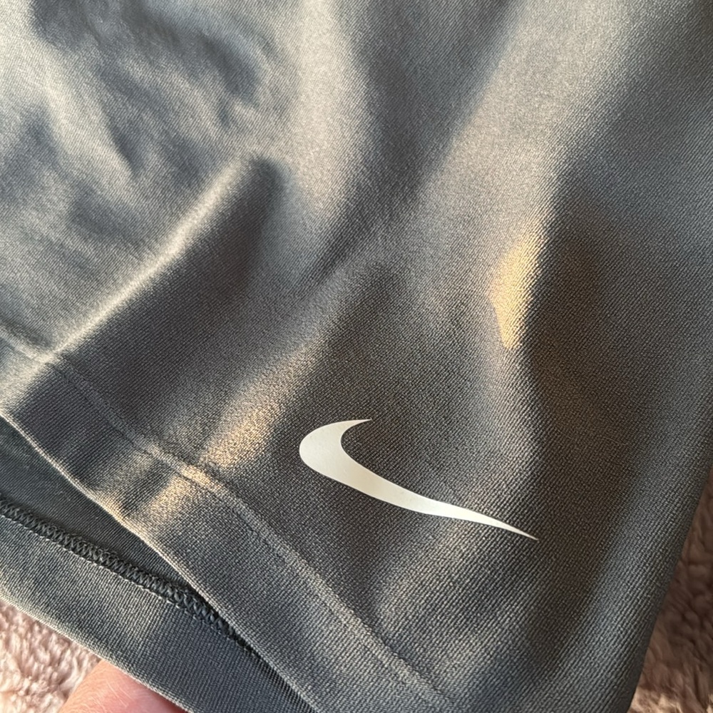 Nike Grey Athletic Skirt Sz M